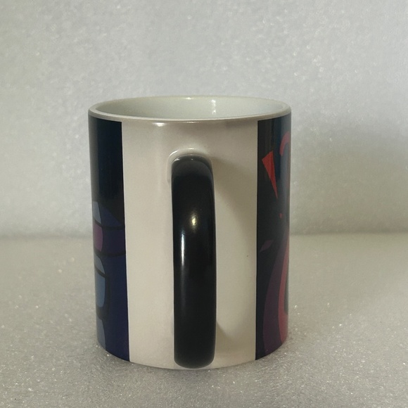 Among Us Heat Sensitive Color Changing Mug, 11oz - Picture 7 of 8